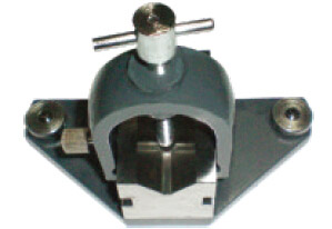 Picture of Insize ISP-Z3015-VBlock V-block with clamp