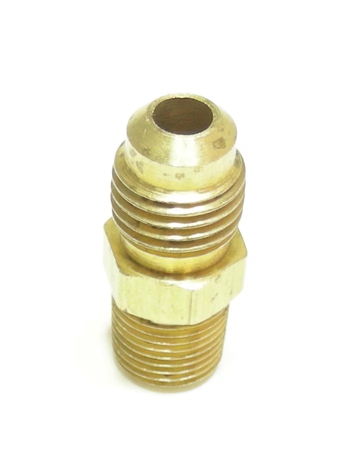 Picture of Mahr Aad-132 Adaptor, 1/8 Npt M X 1/4 Flare