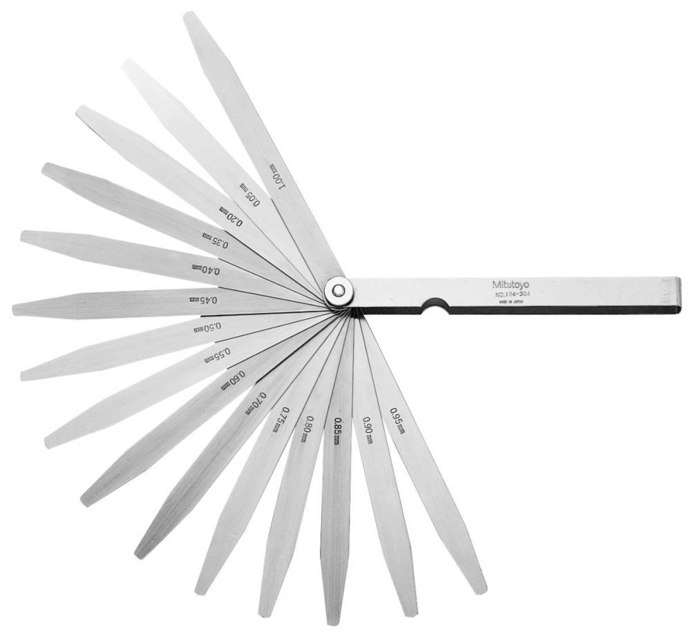 Picture of Mitutoyo 184-304S 0.05-1mm, 150mm Length, Thickness Gage Set, 20 Leaves (0.05-1mm By 0.05mm)