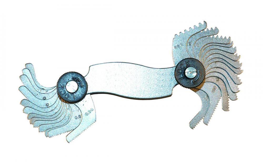 Picture of Mitutoyo 188-153 0.25-2.5mm, 60 Degrees, Screw Pitch Gage Set, 28 Leaves (0.25- 0.9 By 0.05, 1, 1.1, 1.2, 1.25, 1.3, 1.4, 1.5, 1.6, 1.7, 1.75, 1.8, 1.9, 2, 2.5mm)