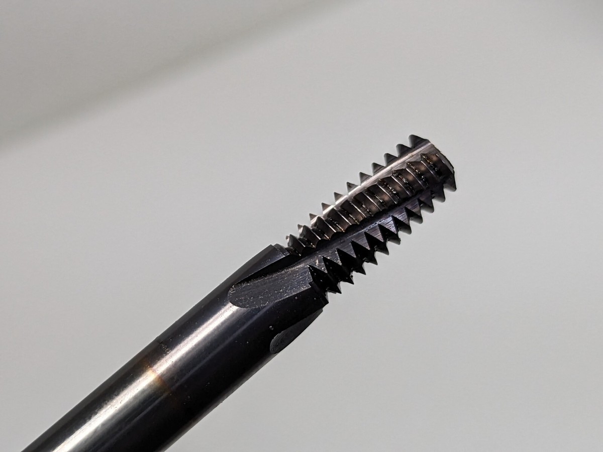 Picture of Vardex 107-00005 HX5/16 1/4-18 NPTF ThreadMill Threading Mill Thread