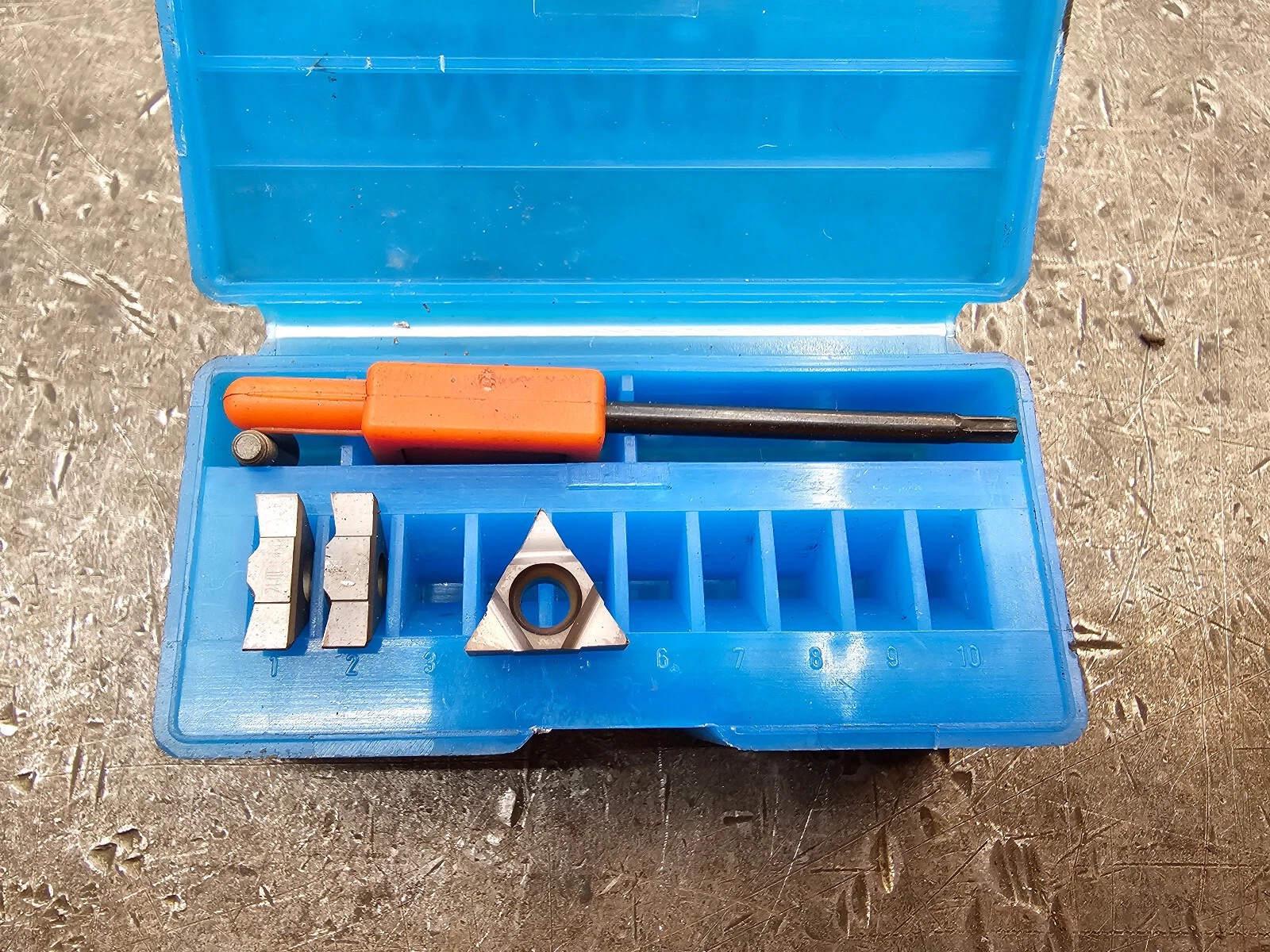 Picture of Vardex 50026 2UIDC60TM VBX Insert Threading Insert